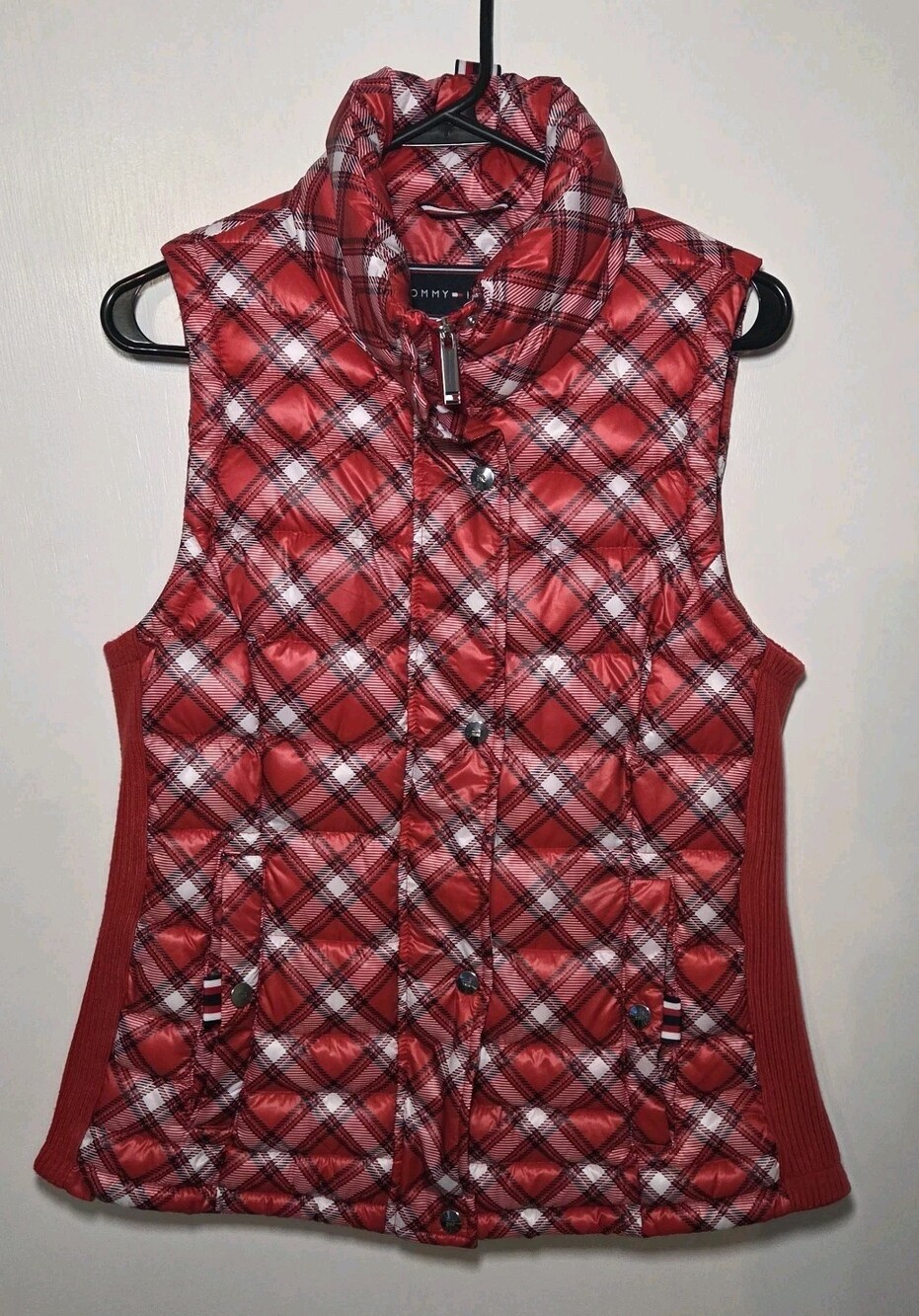 Tommy Hilfiger Quilted Puffer Vest Women’s S Blue Red Plaid Zip Snap Pckts EUC